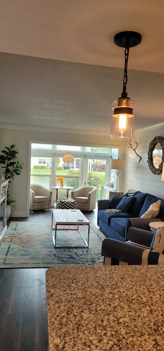 Building Photo - 1830 Robalo Dr Unit B103