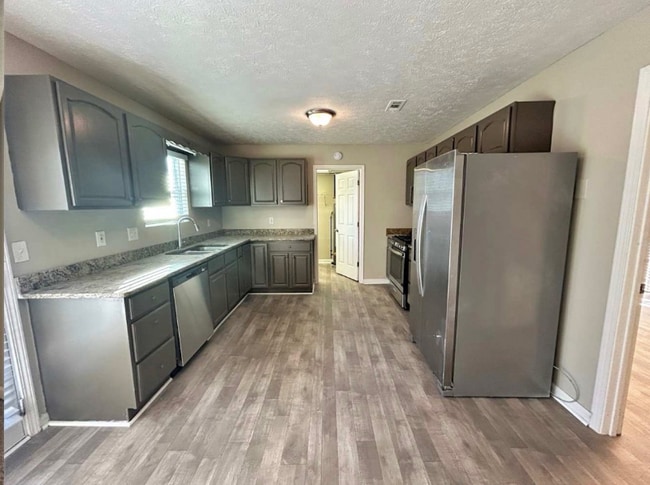 Photo - 5359 Brookside Dr SE