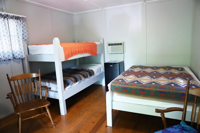 Photo - 5558 State Highway 265