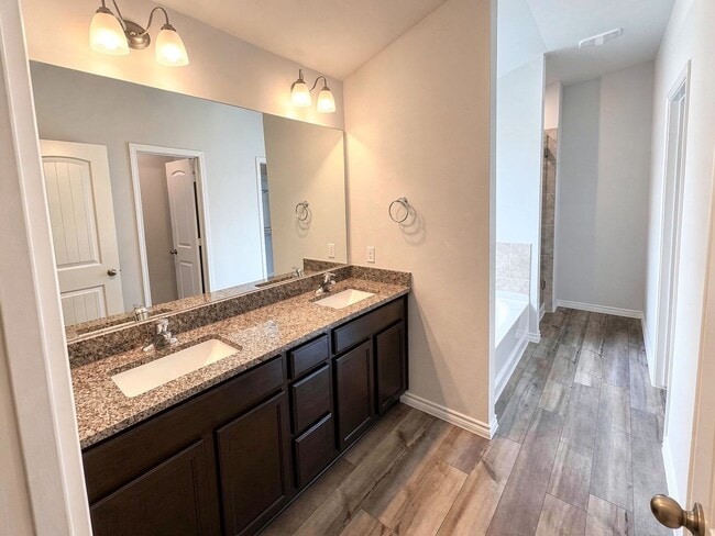 Photo - Beautiful 4 bedroom, 2.5 bathroom home in Belton