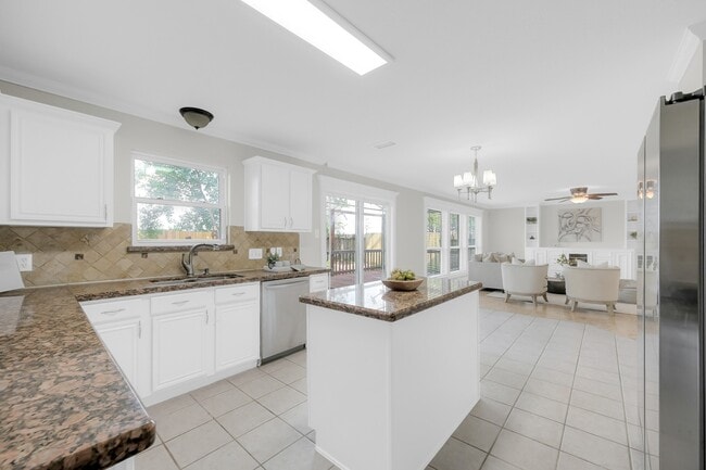Photo - 22711 W Waterlake