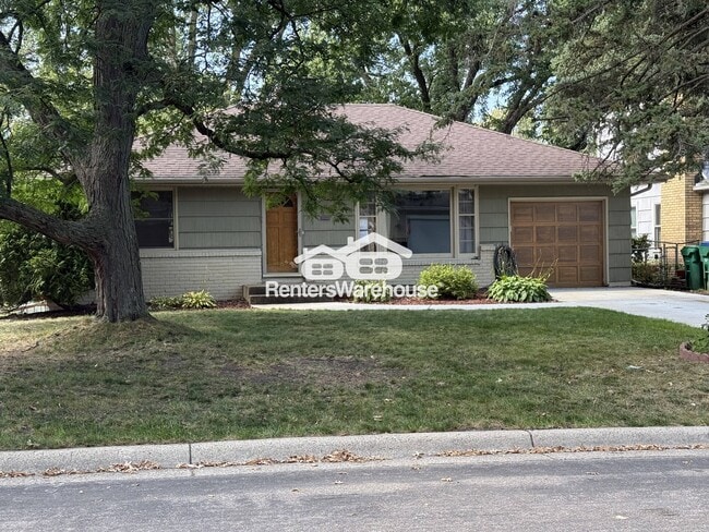 Building Photo - 2580 Vernon Ave S Rental