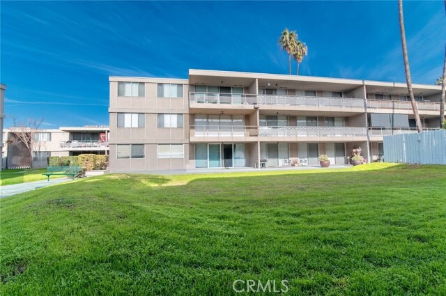 Building Photo - 6979 Palm Ct Unit N 242