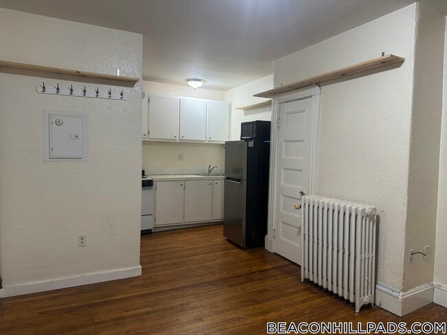 Photo - 72 Revere St Unidad 1F