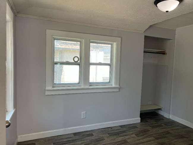 Photo - 406 8th Ave S Unidad 3