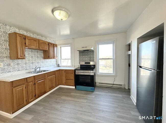 Photo - 67 6th St Unit 1