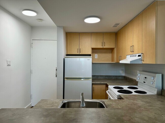 Photo - 798 Richmond Street West Unit 627