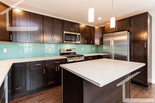 Photo - 474 Fulton St