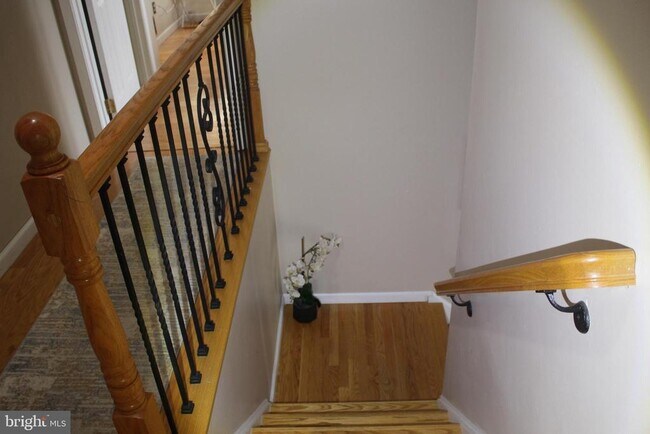 Photo - 219 Meadow Dr