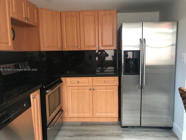 Photo - 11830 SW 80th St Unit 423