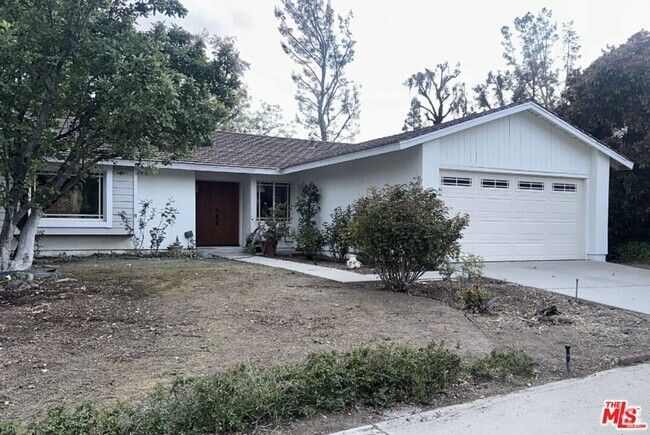 Building Photo - 30872 Janlor Dr Rental