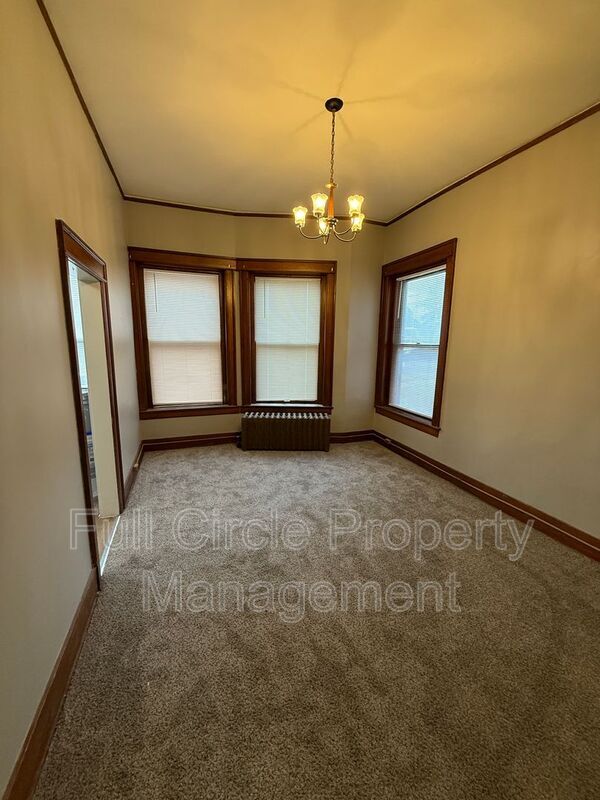 Photo - Chester Manor