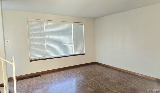 Photo - 26 Alcona Ave