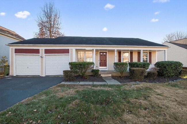 Building Photo - 14 Braxton Dr