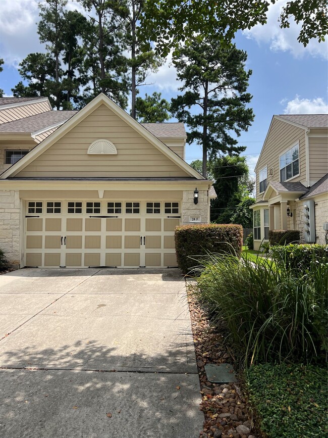 Building Photo - 13600 Breton Ridge St Unit 24F