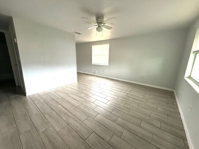 1003 57th Ave Terrace E Unidad 1005 57th Avenue Terrace East