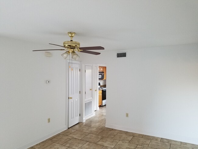 Photo - 3517 Golden Dr