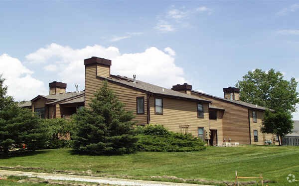 Garden Apartments - Garden Apartments