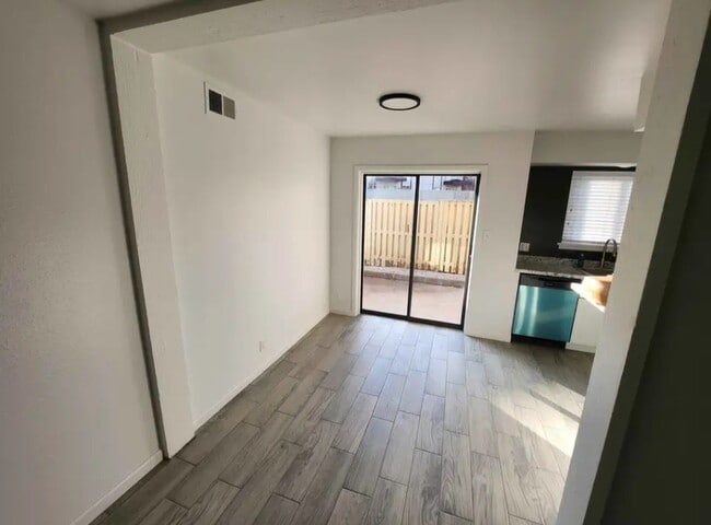 Photo - 4339 E 68th St Unit 502