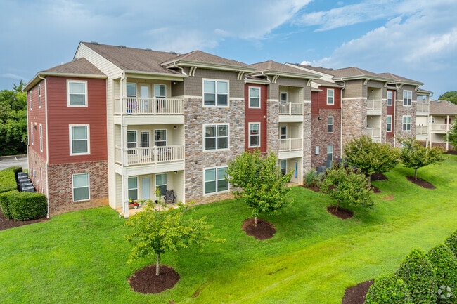 Photo - Revere at Barton's Run