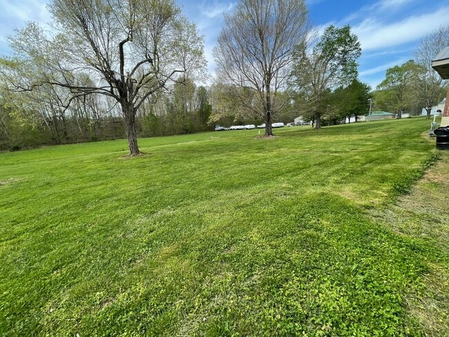 Photo - Studio Apt For Rent in Kuttawa Near Lake Unit 3