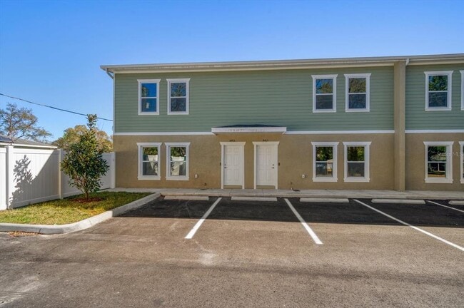 Building Photo - 8411 Daves Homes Pl