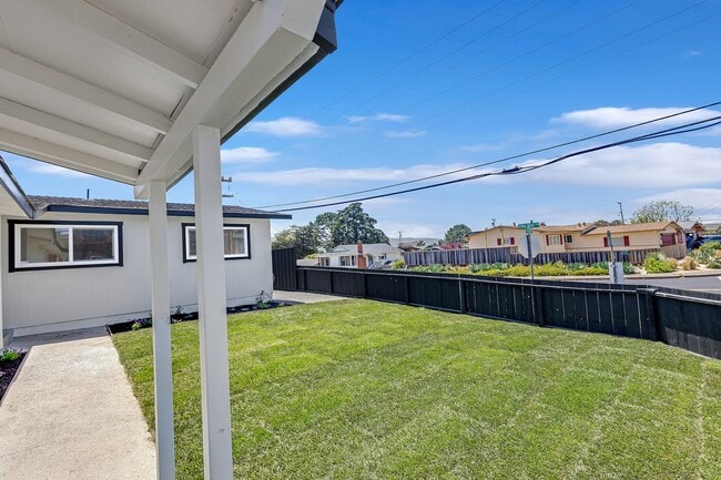 Photo - Bright Pacifica Corner Home with Modern Co...