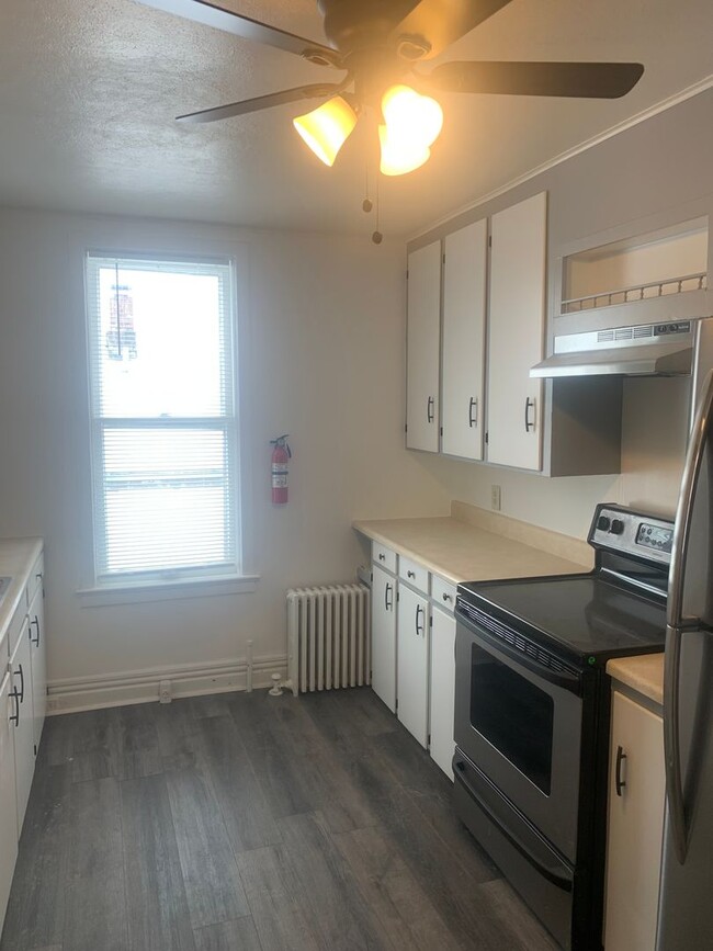 Photo - 228 Locust Ave Unit 228 Locust Ave Amsterdam NY 12010 - 2