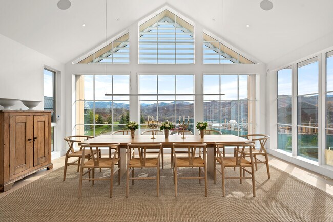 Photo - 365 Branding Ln