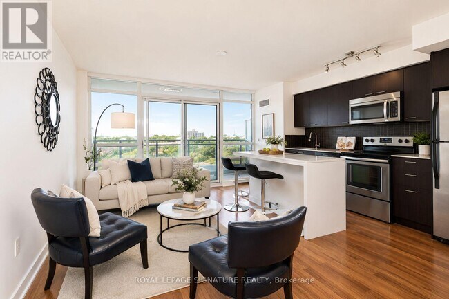 Photo - 78 Tecumseth St. Unit 901