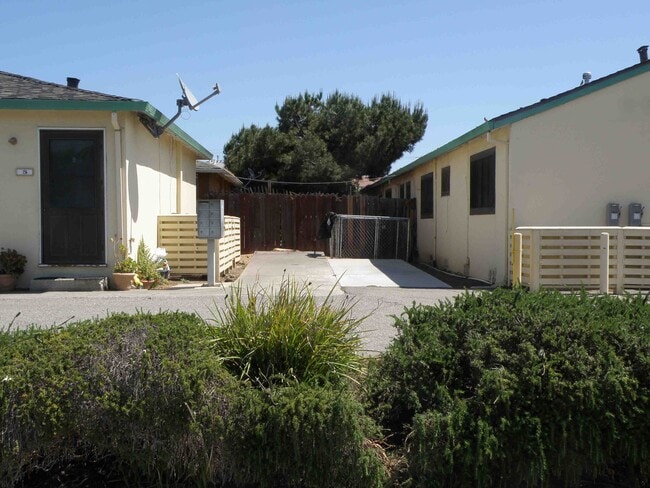 Bassett Davis Apartments