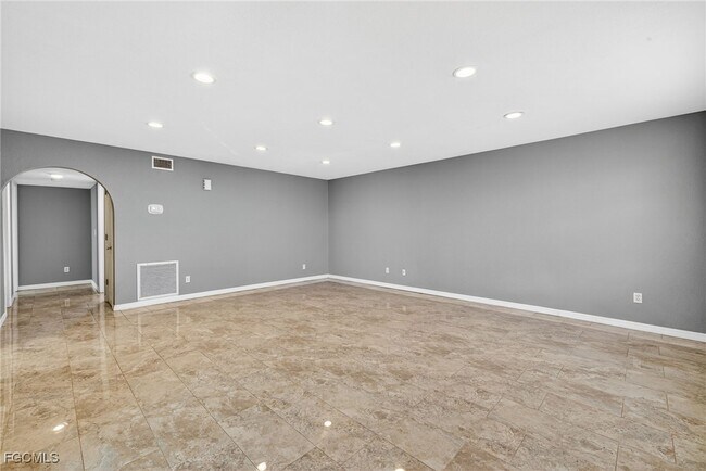 Photo - 1303 SW 16th Terrace Unit 101