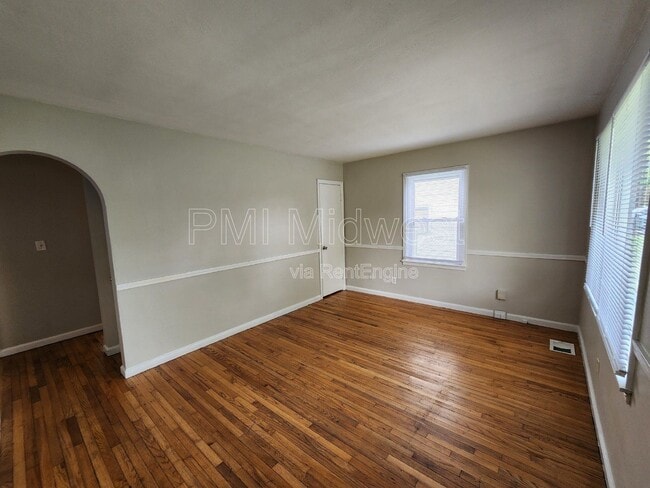 Photo - 354 S Biltmore Ave