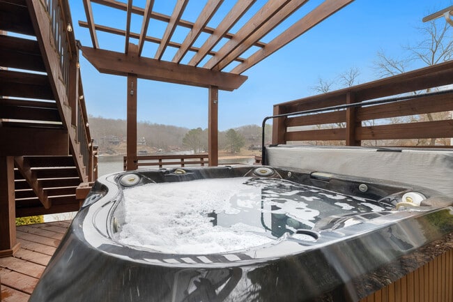 Photo - 59 Portsmouth Dr Unit ID1221917P