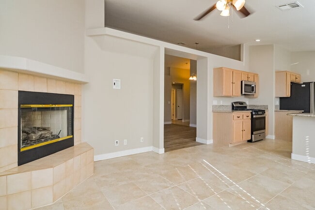 1758 St Thomas Dr