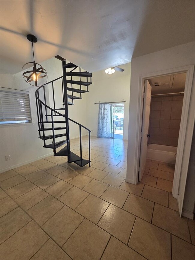Photo - 1840 Burton Dr Unit 142