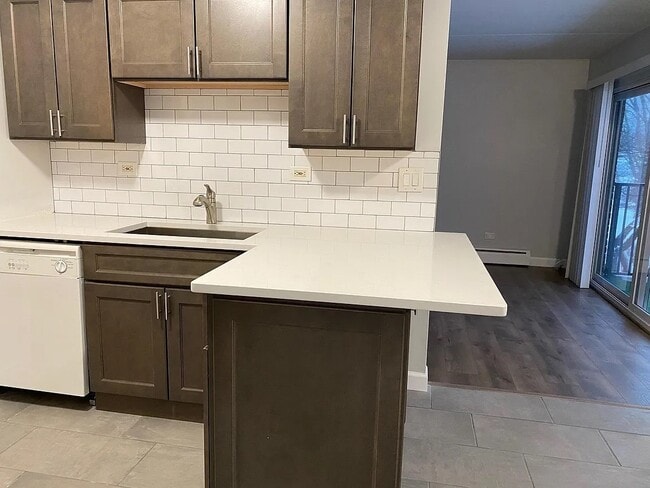 Photo - 819 E Miner St Unit 2A