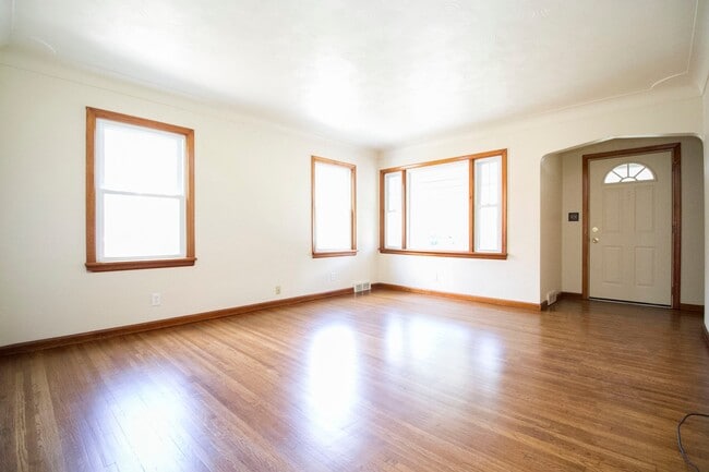 Photo - 2133 Dority Rd