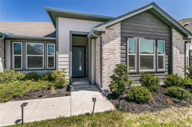 1608 Central Park Dr