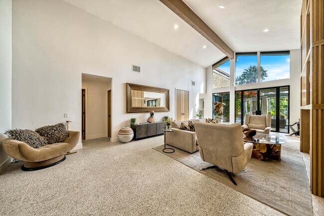 Photo - 17 Lincoln Pl