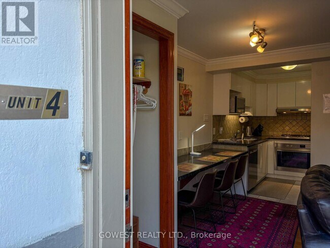 Photo - 20 Glen Gordon Rd Unit 4