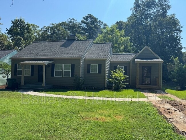 Building Photo - 1306 Cahaba Dr SW