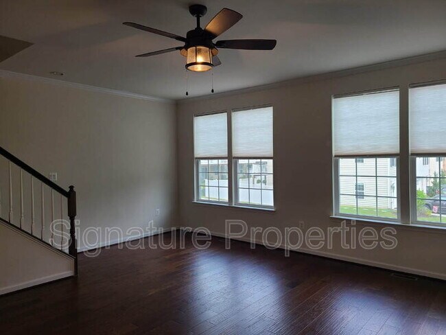 Photo - 316 Tree Line Dr