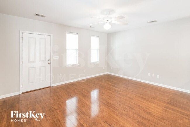 Photo - 429 Verbena Ave