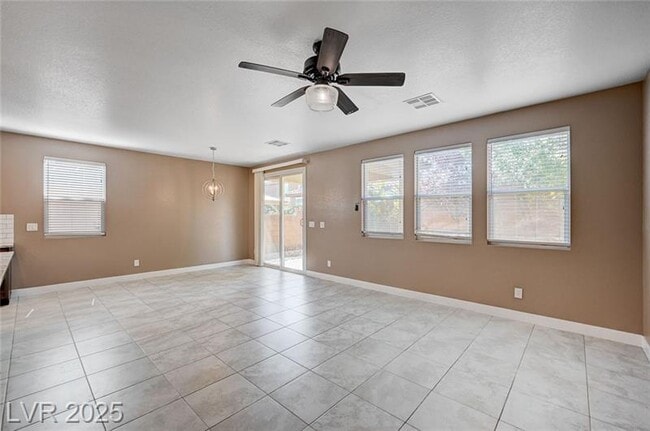 Photo - 9217 Valley Betica Ave