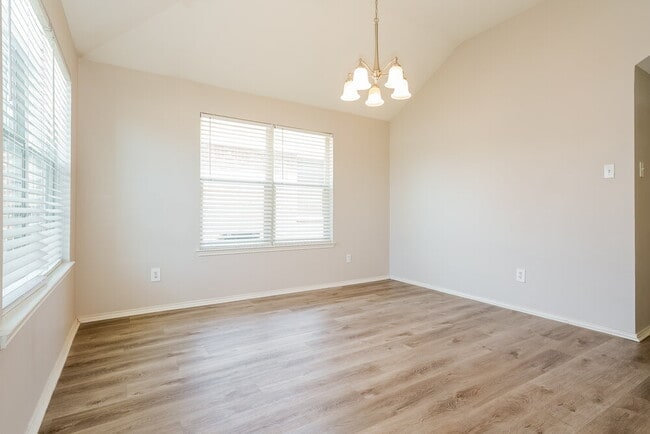 Photo - 3621 Renzel Blvd