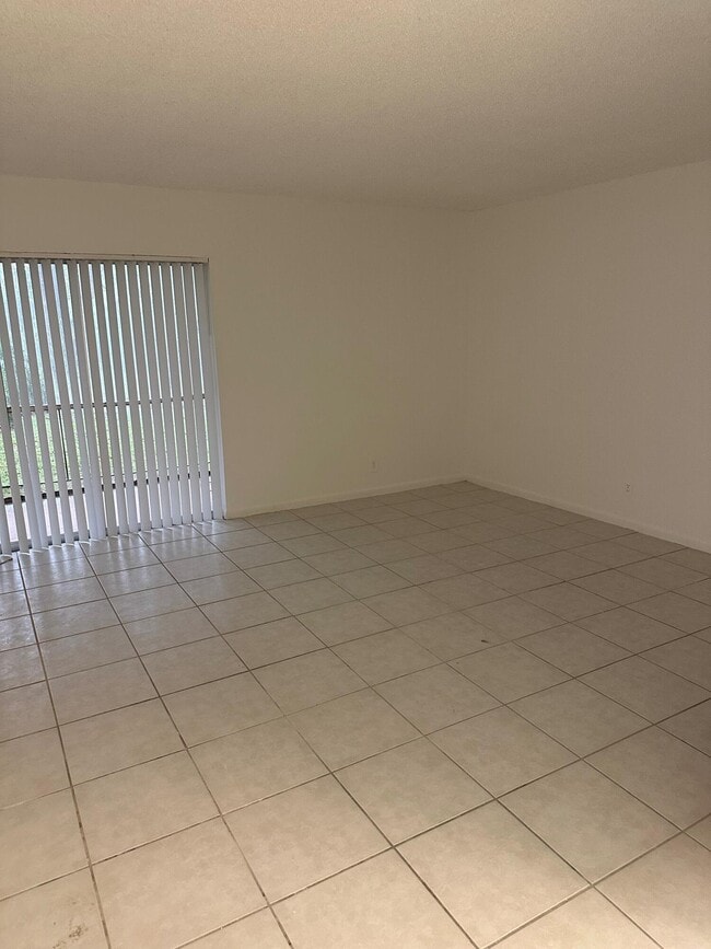 Photo - 602 NW 13th St Unit 0150