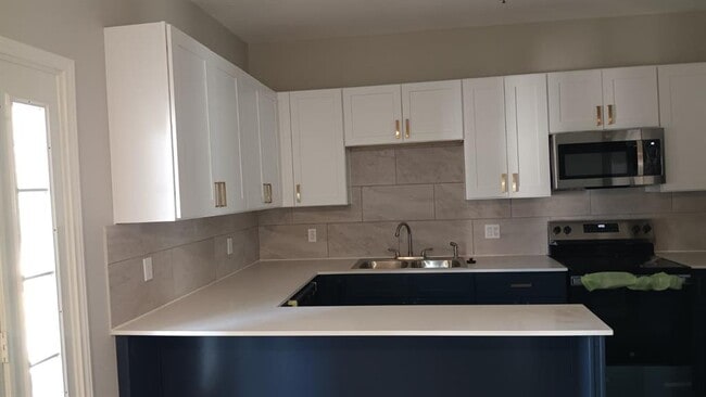 Photo - 611 Carpenter Ave Unit 201