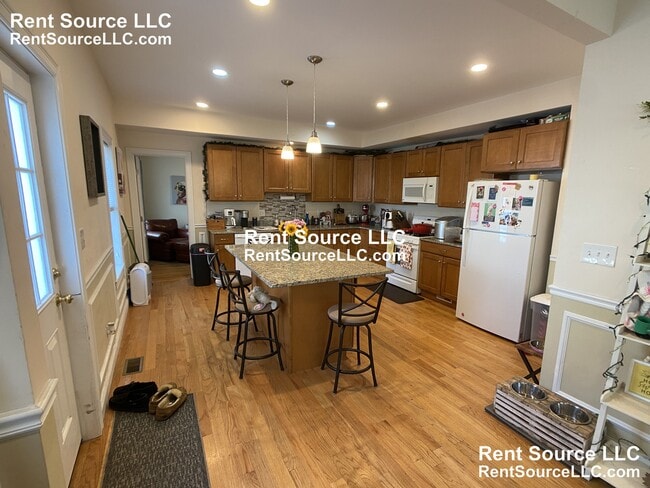 Photo - 21 Gilman St