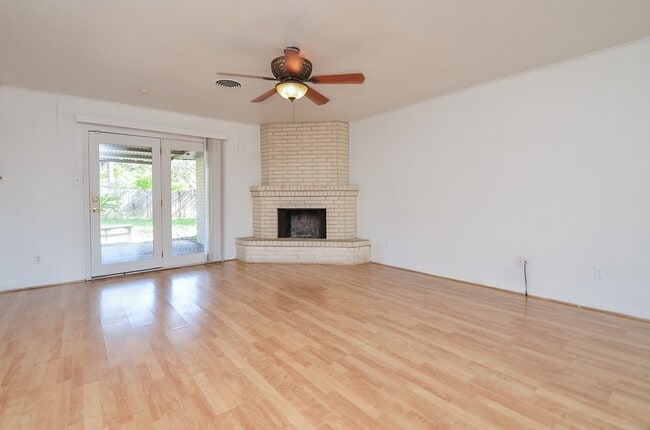 Photo - 7327 Osage St